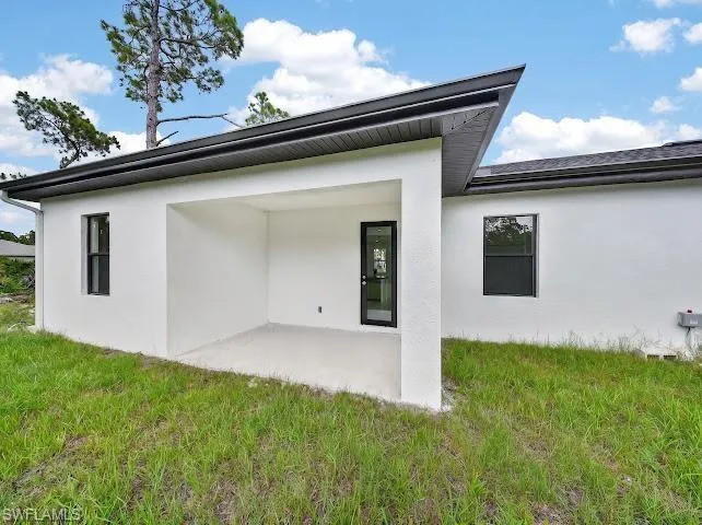 930 Hepburn Ave, Lehigh Acres, Florida 33974