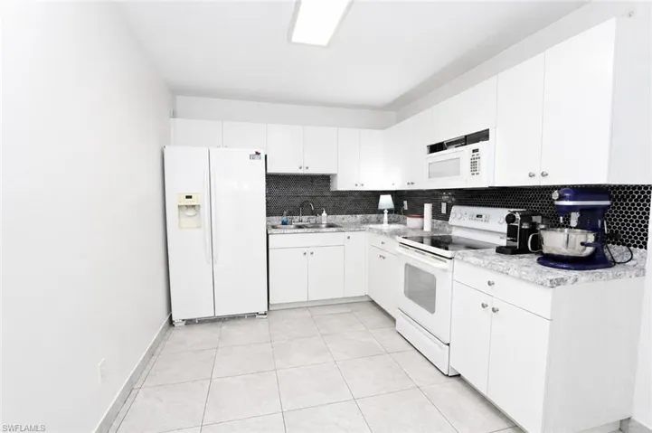 2800/2802 Hawalaska St, Lehigh Acres, Florida 33973