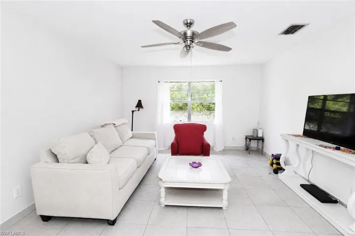 2800/2802 Hawalaska St, Lehigh Acres, Florida 33973