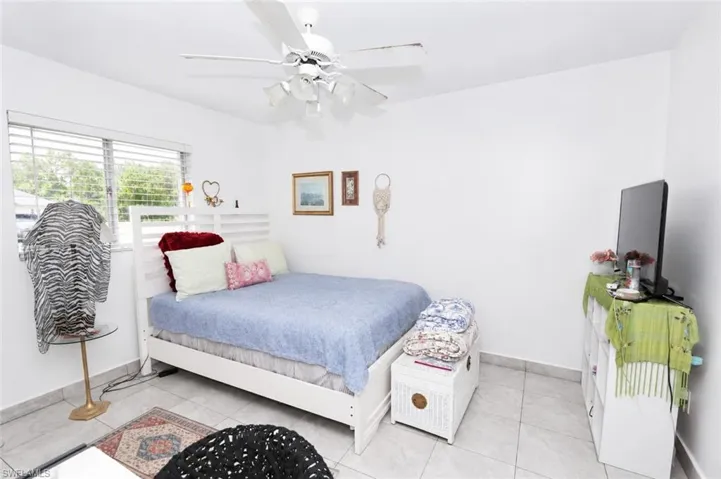 2800/2802 Hawalaska St, Lehigh Acres, Florida 33973
