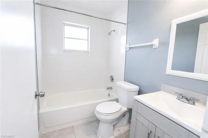 2800/2802 Hawalaska St, Lehigh Acres, Florida 33973