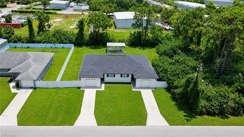 2800/2802 Hawalaska St, Lehigh Acres, Florida 33973