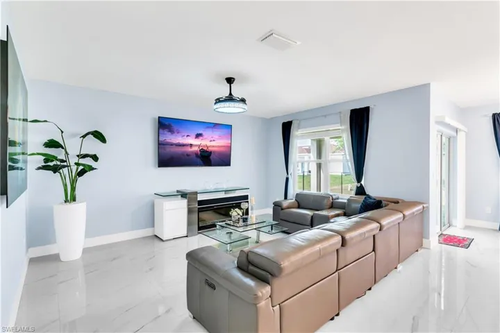 2800 Ne 7th Ave, Cape Coral Fl 33909