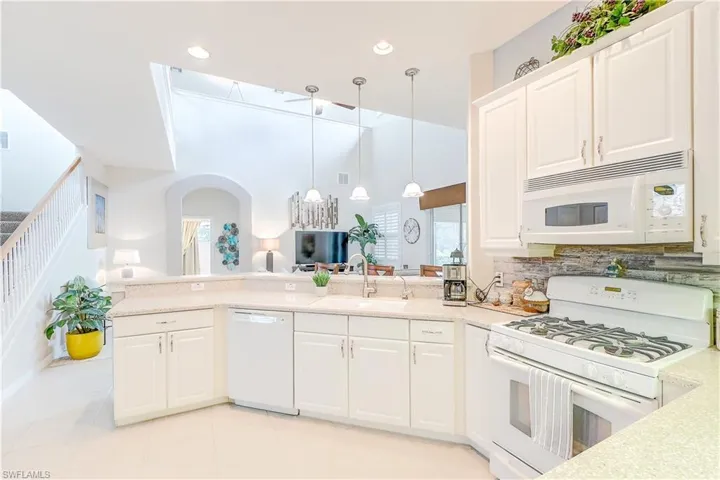 12910  Timber Ridge  DR, Fort Myers, FL 33913
