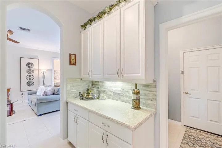 12910  Timber Ridge  DR, Fort Myers, FL 33913