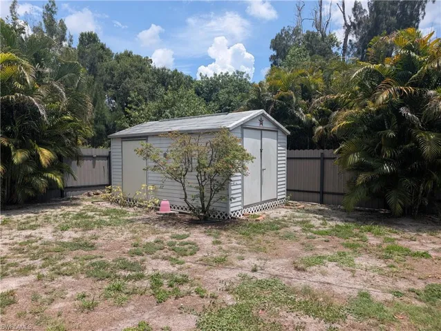 2324 Caladium Rd, Fort Myers, Florida 33905