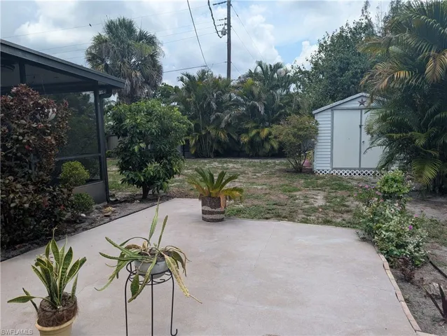 2324 Caladium Rd, Fort Myers, Florida 33905