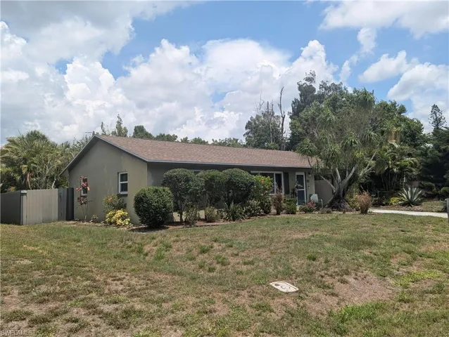 2324 Caladium Rd, Fort Myers, Florida 33905
