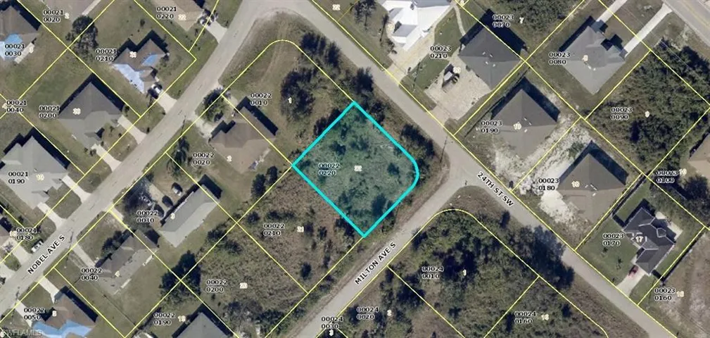 2400-2402  Milton S AVE, Lehigh Acres, FL 33973