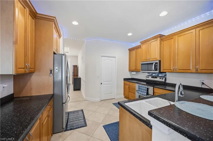 1711 Naftal Rd, North Port, Florida 34288