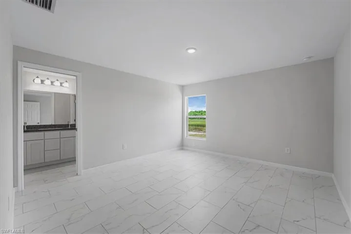 8027  Oakleaf  CIR, Labelle, FL 33935