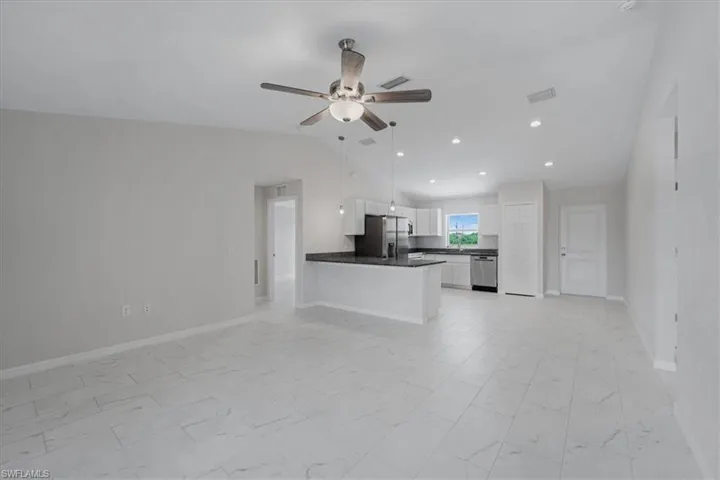 8027  Oakleaf  CIR, Labelle, FL 33935
