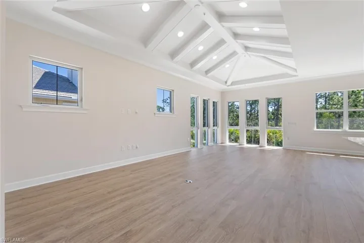 6532  Dominica  DR, Naples, FL 34113