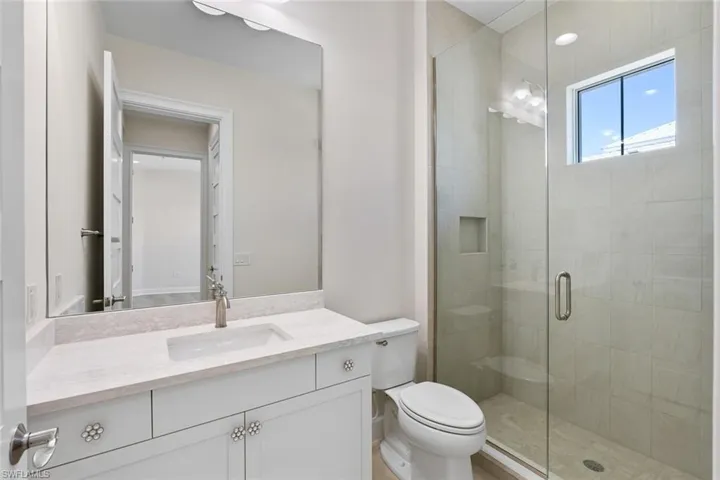 6532  Dominica  DR, Naples, FL 34113