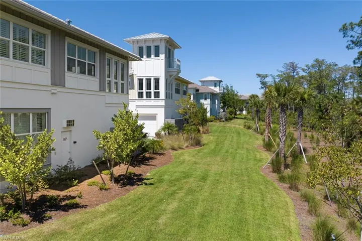 6532  Dominica  DR, Naples, FL 34113
