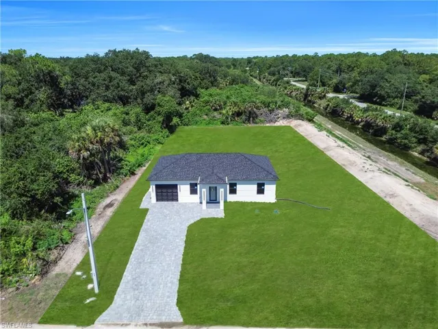1923 Johns Ave, Lehigh Acres, Florida 33972