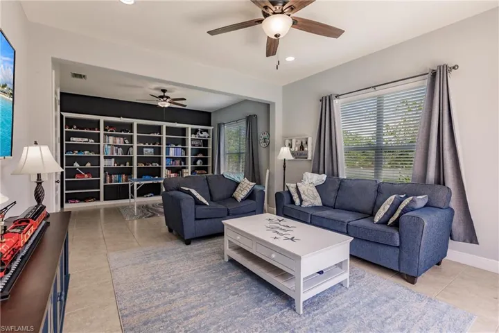 14111  Binghampton  DR, Fort Myers, FL 33905