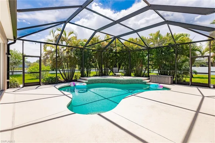 14111  Binghampton  DR, Fort Myers, FL 33905