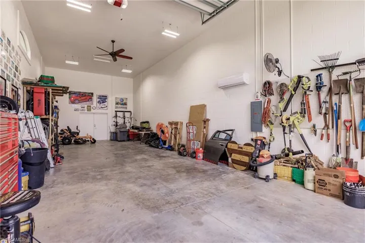14111  Binghampton  DR, Fort Myers, FL 33905