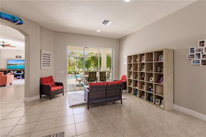 14111  Binghampton  DR, Fort Myers, FL 33905