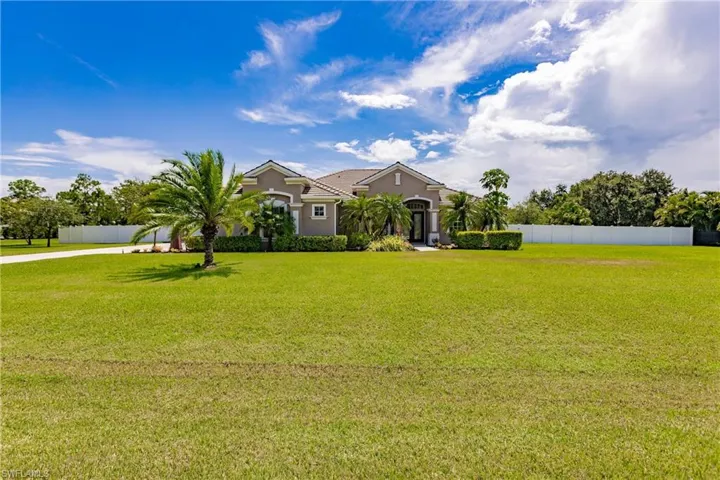 14111  Binghampton  DR, Fort Myers, FL 33905