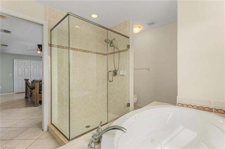 227 NW 4th ST, CAPE CORAL FL 33993