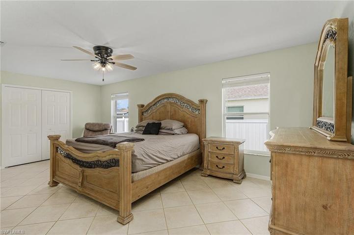 227 NW 4th ST, CAPE CORAL FL 33993