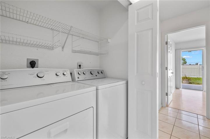 3218-3220 SW 7th PL, CAPE CORAL FL 33914