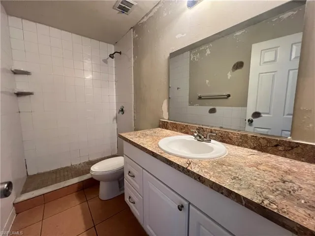 605  Leo N AVE, Lehigh Acres, FL 33971