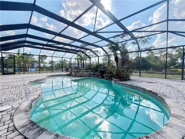 605  Leo N AVE, Lehigh Acres, FL 33971