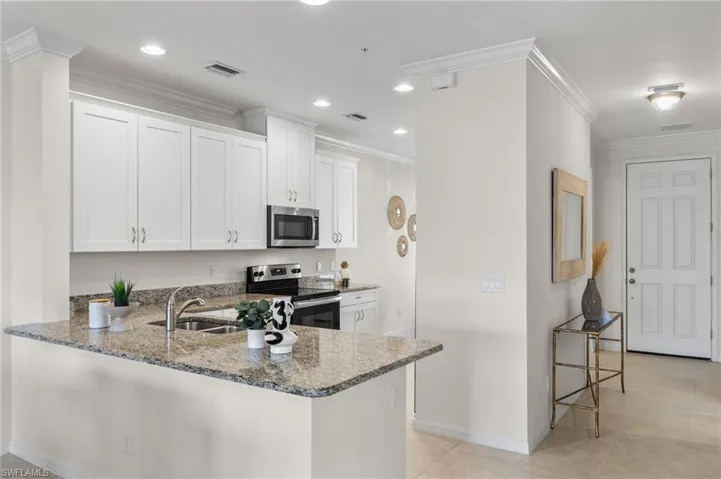 9441  Benvenuto  CT, Naples, FL 34119