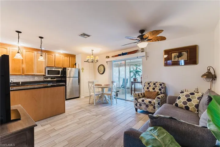 5725 Genesee Pkwy 10, Bokeelia, Florida 33922