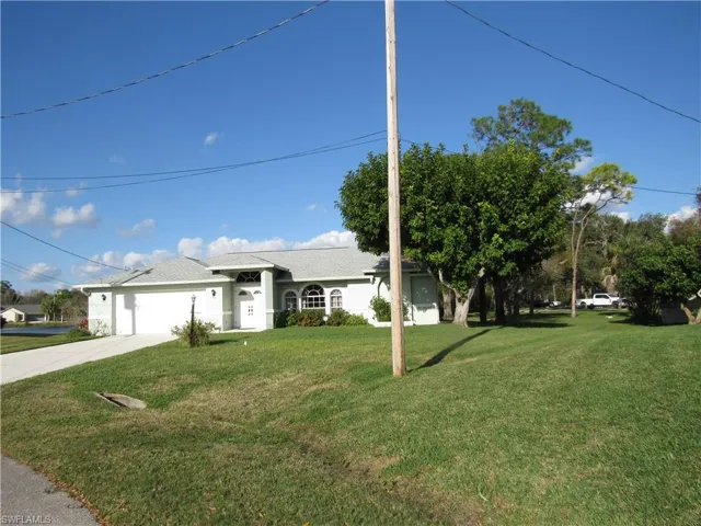 11426  Habersham  CT, North Fort Myers, FL 33917
