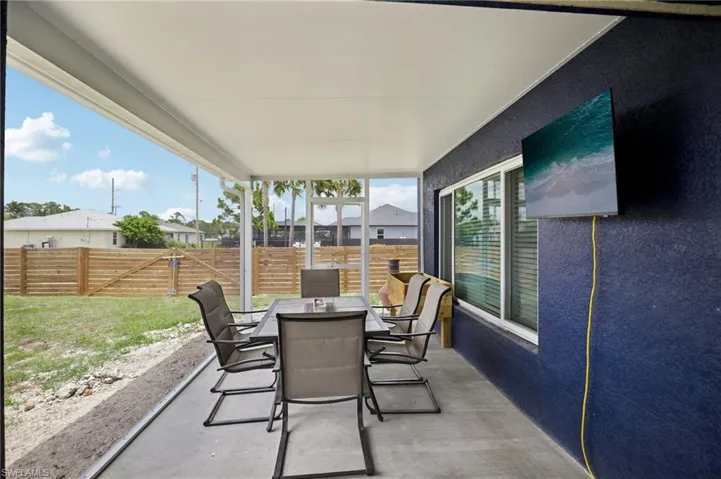 1825 Nw 23rd Ter, Cape Coral, Florida 33993