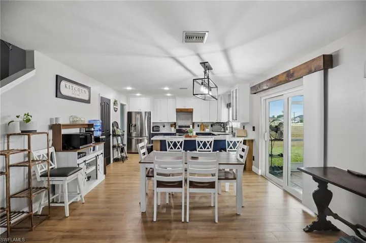 1825 Nw 23rd Ter, Cape Coral, Florida 33993