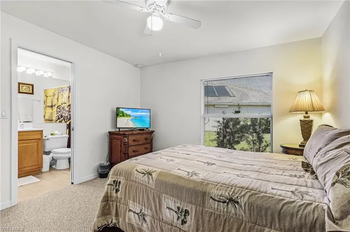 9044 Shadow Glen Way, Fort Myers, Florida 33913