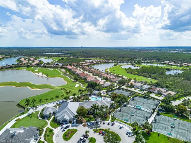 9044 Shadow Glen Way, Fort Myers, Florida 33913