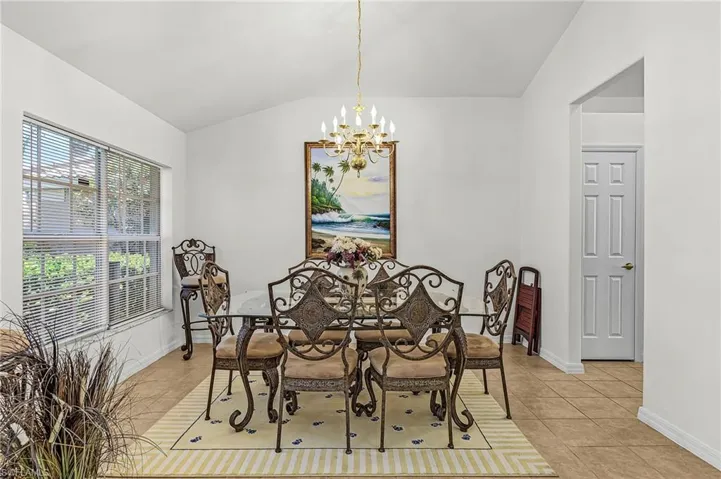 9044 Shadow Glen Way, Fort Myers, Florida 33913