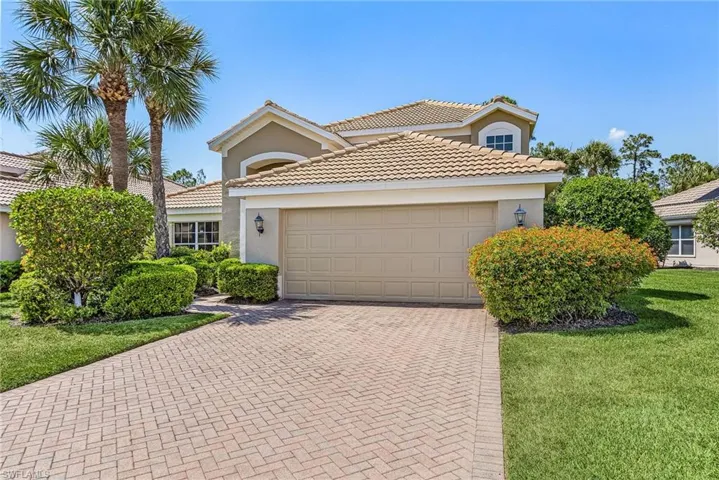 9044 Shadow Glen Way, Fort Myers, Florida 33913