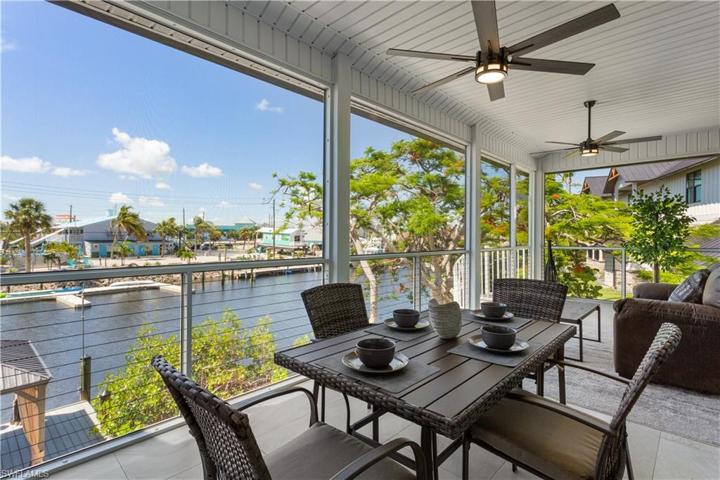 Outside upper screened in dining area