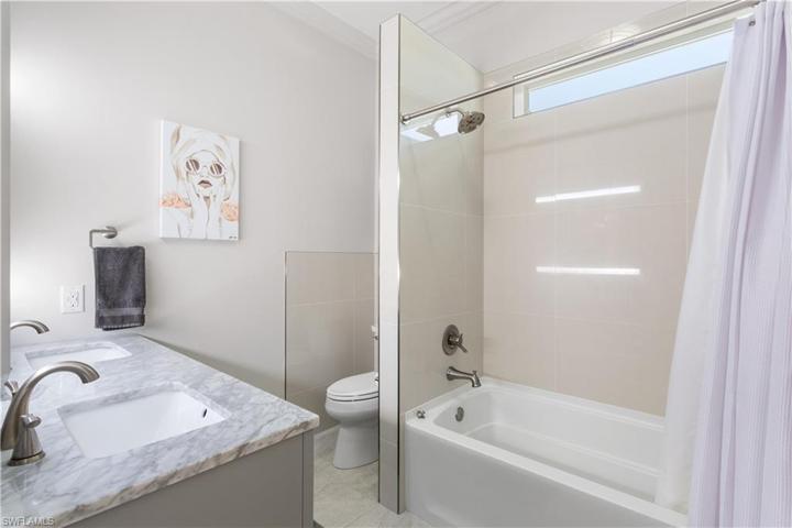 Upper Guest Bath