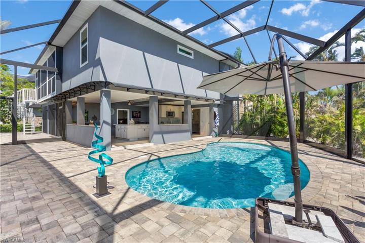 Open entertaining area
