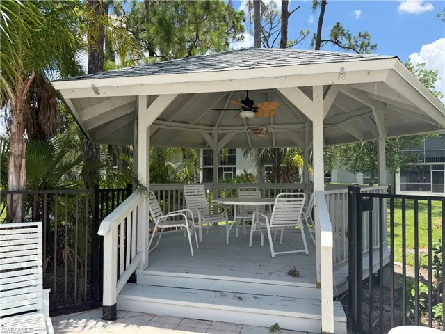 7074 Nantucket Cir 5, North Fort Myers, Florida 33917