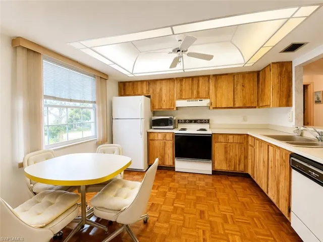 7074 Nantucket Cir 5, North Fort Myers, Florida 33917