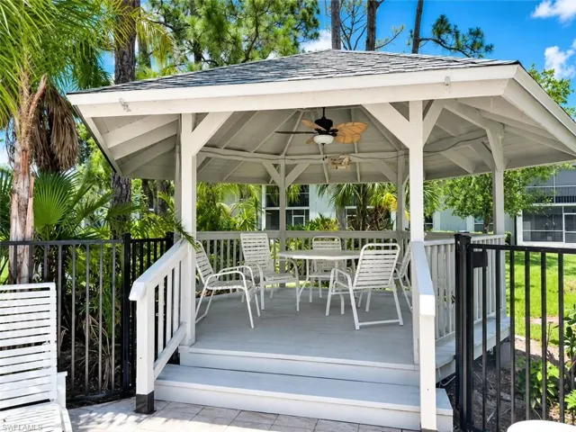 7074 Nantucket Cir 5, North Fort Myers, Florida 33917