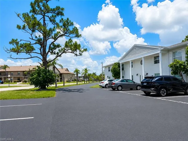 7074 Nantucket Cir 5, North Fort Myers, Florida 33917