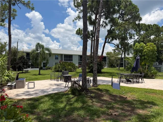 7074 Nantucket Cir 5, North Fort Myers, Florida 33917