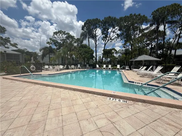 7074 Nantucket Cir 5, North Fort Myers, Florida 33917