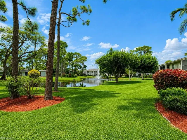 7074 Nantucket Cir 5, North Fort Myers, Florida 33917