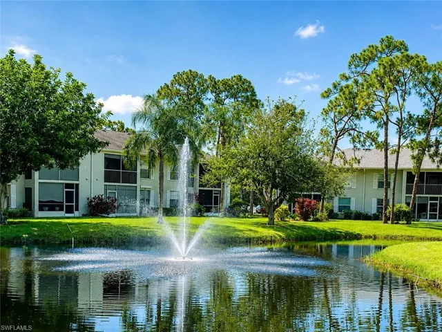 7074 Nantucket Cir 5, North Fort Myers, Florida 33917